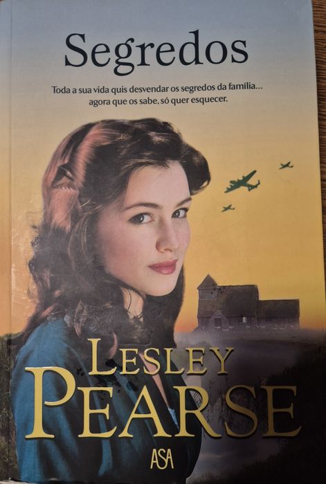 Livro com excelente romance de Lesley Pearse