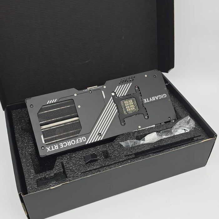 RTX 5090 32GB OC gigabyte windforce