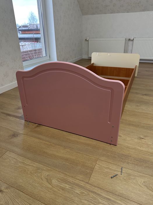 Ліжко дитяче і комод