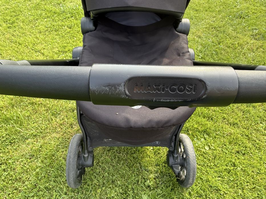 Wozek Maxi Cosi Zelia3 + adaptery do fotelika samochodowego