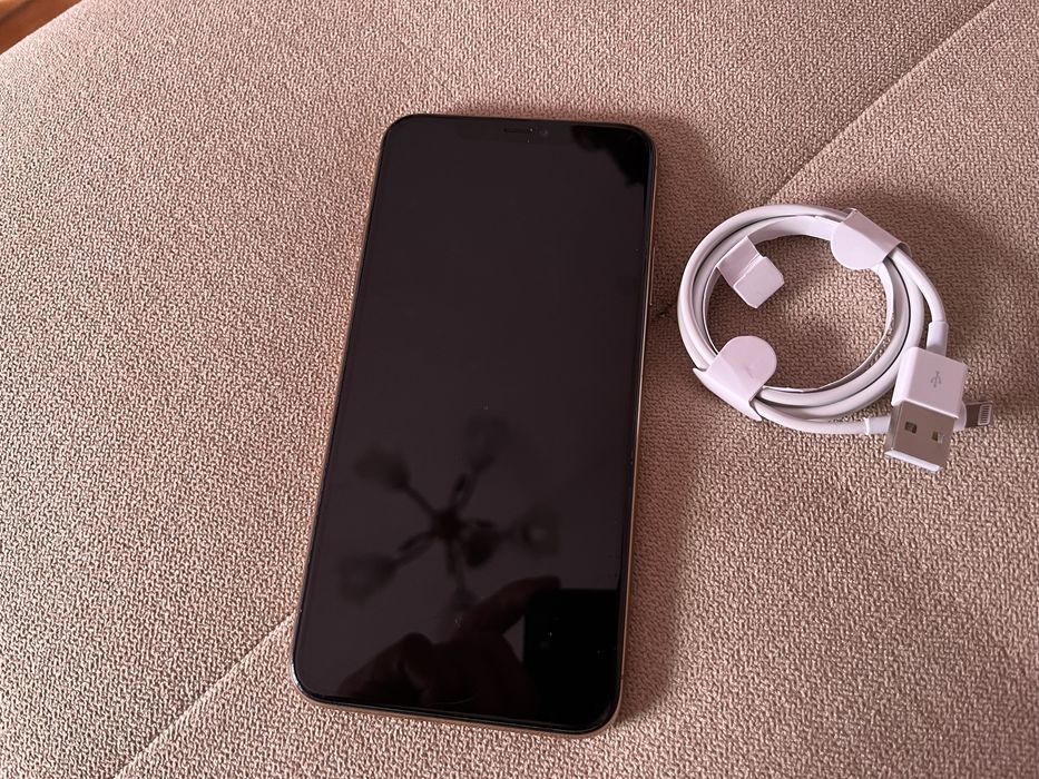 Iphone 11 pro max 64gb Gold