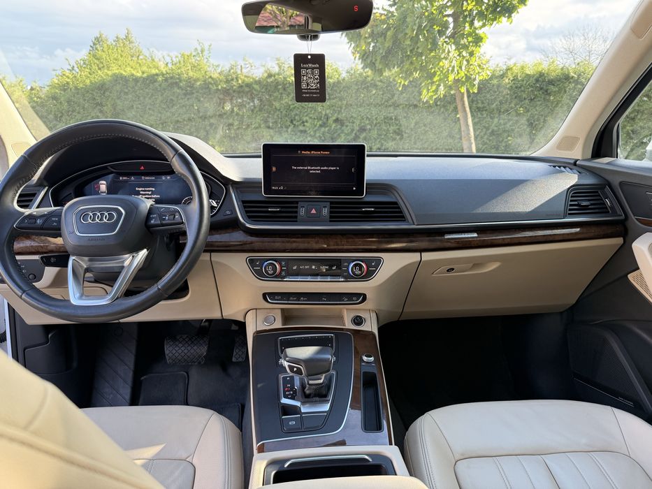 Audi Q5 2018 року 2.0-бензин