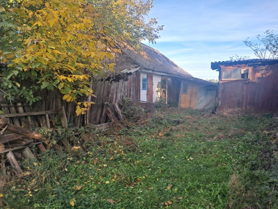 Продам хату в селі