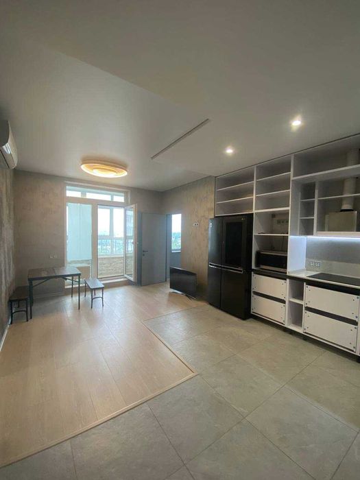 3к квартира с ремонтом в ЖК 4 сезона. 101 кв.м. Секция 2