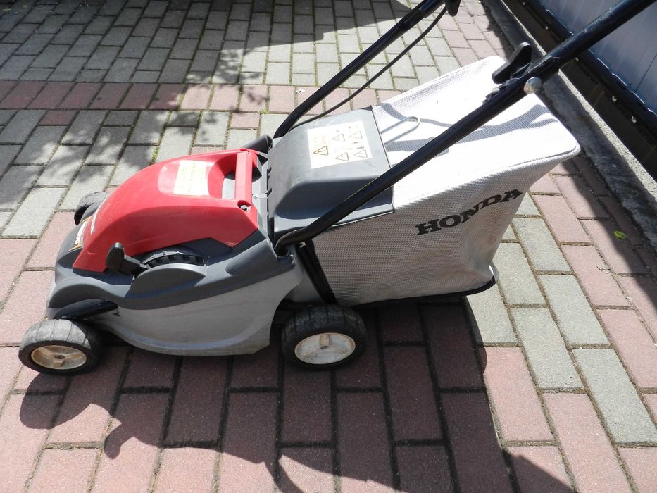 Kosiarka Honda elektryczna HRE370