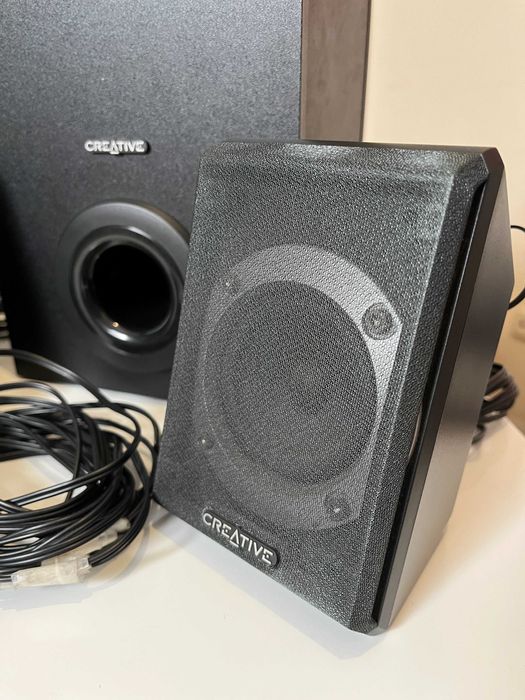 Colunas Creative Inspire P380