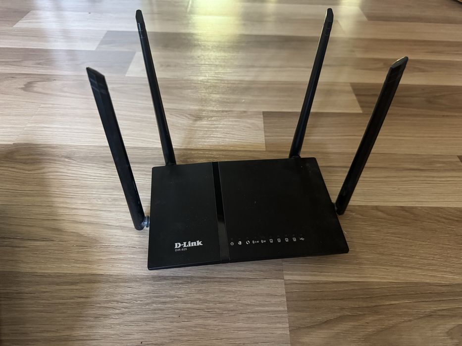 Router ruter D-LINK DIR-825