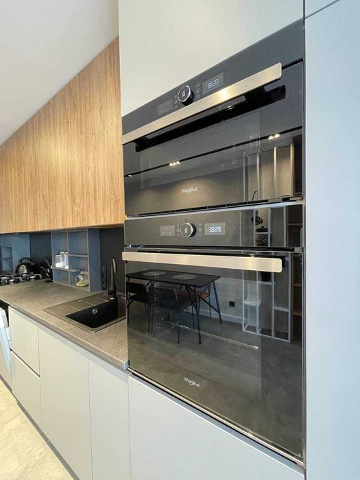 Героїв УПА 73в. Студія+спальня. Гардероб.  60м.кв.  Підземний паркінг!