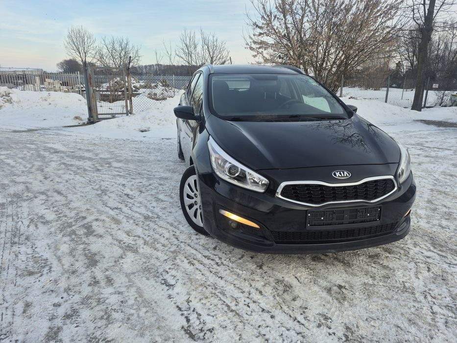 1.6 crdi niezawodny, niski przebieg, serwis gratis, 2 kluczyki