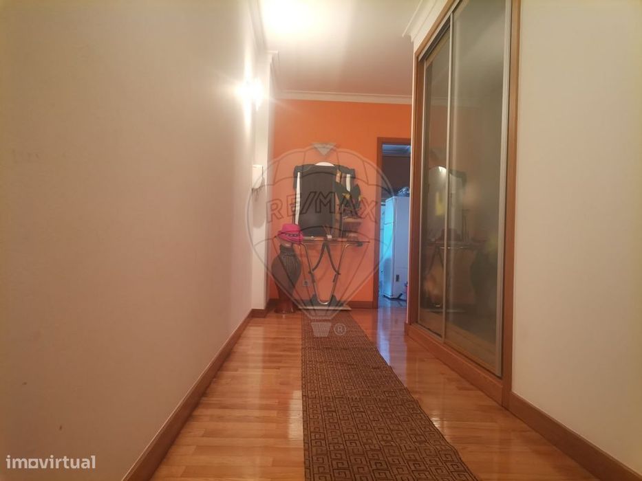 Apartamento T4 para venda