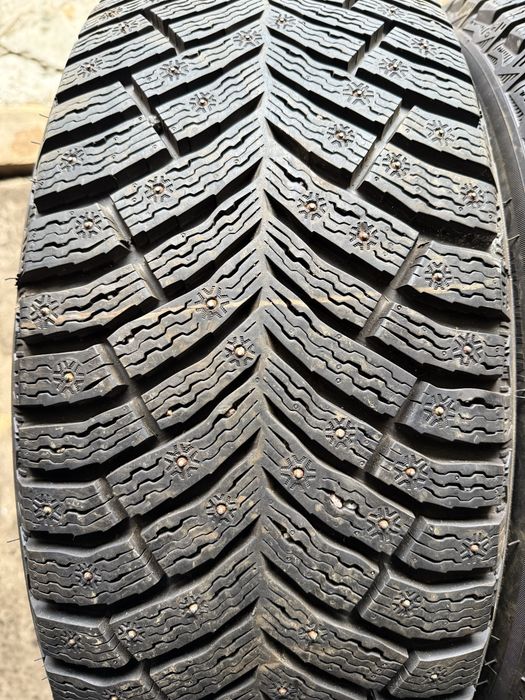 Pbvjві шини 235/50 R19 Michelin X-Ice North 4 Шип 2шт. 8мм