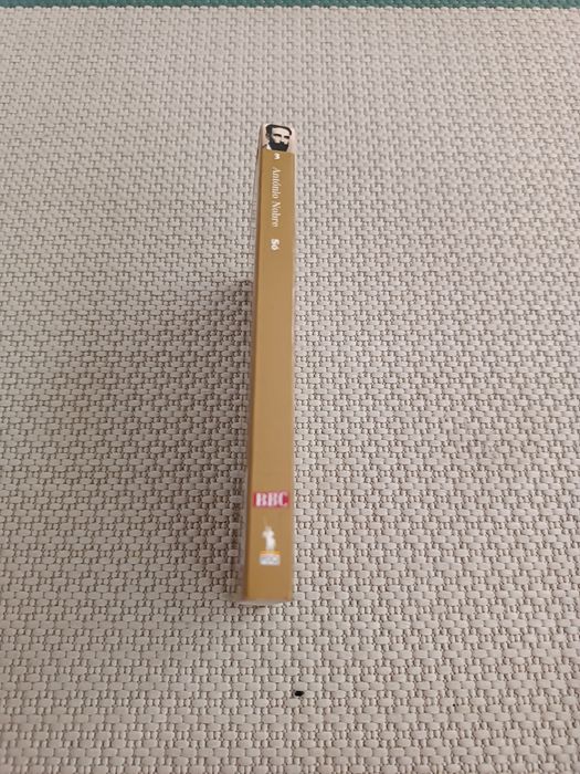 Livro de Antônio nobre "só"