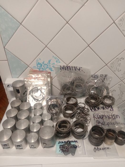 Поршня и кольца Карпаты,Муравей, Минск, Восход,Верховина,Урал ,Крот