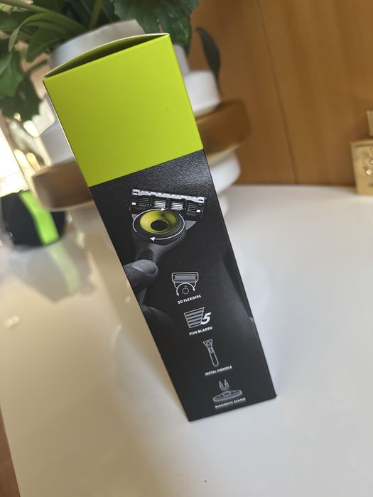 Conjunto gillette labs novo