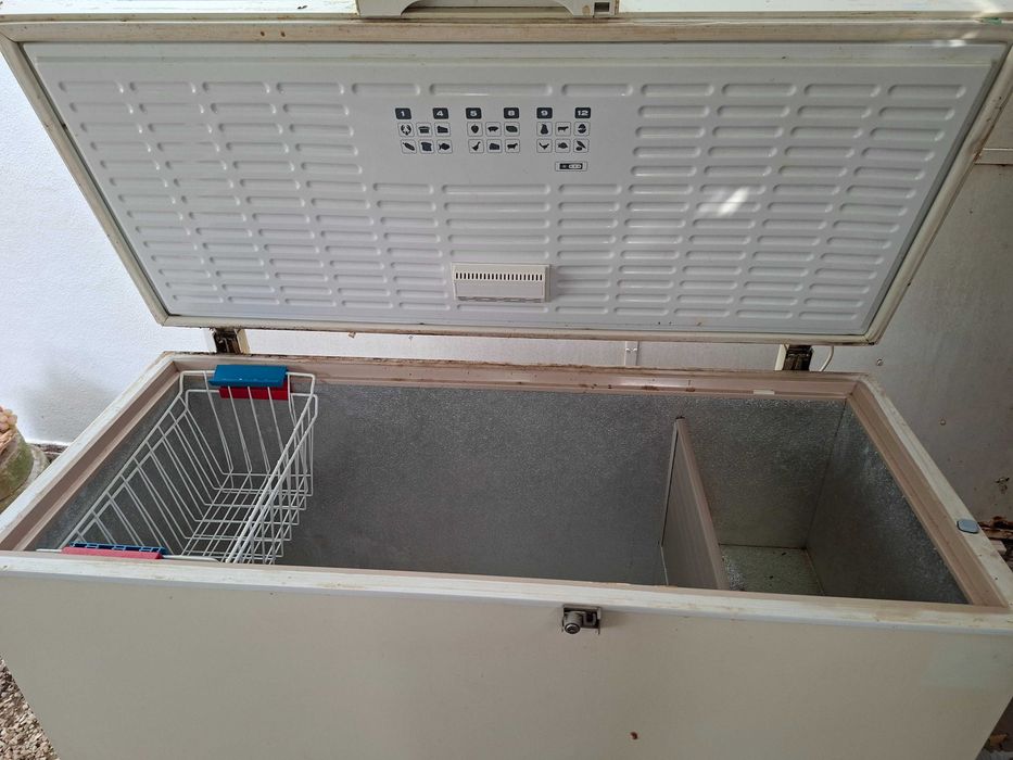 Arca Congeladora Horizontal Philips Whirlpool – Usada em bom estado, a Funcionar