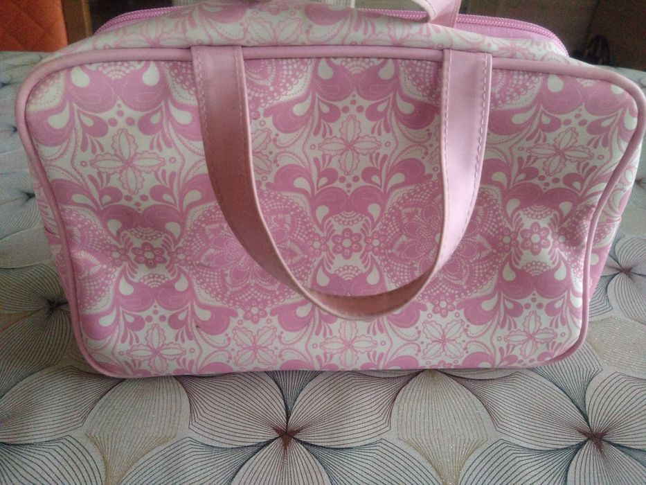 Elegancka Kosmetyczka