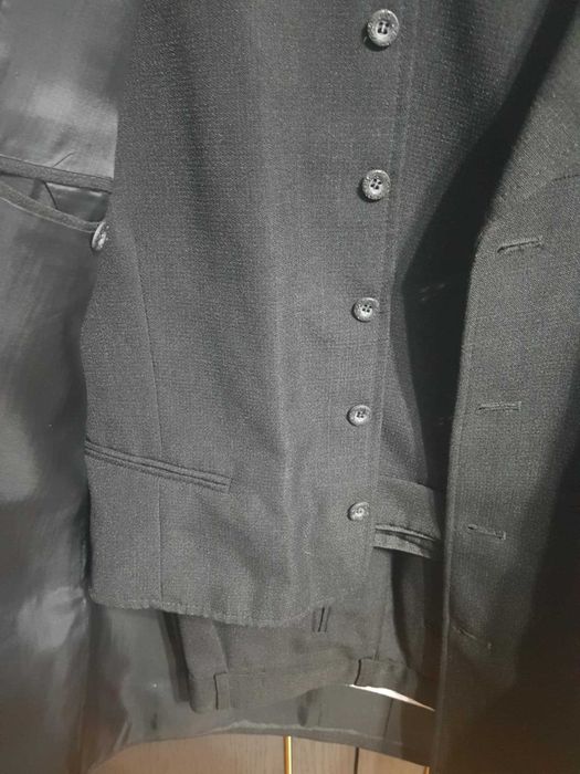 Garnitur męski 3-częściowy zadbany Giani Benenati 176/108