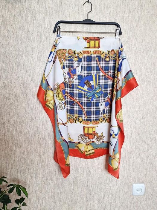 Якрава шовкова вінтажна  хустина , платок, хустка  натуральний шовк