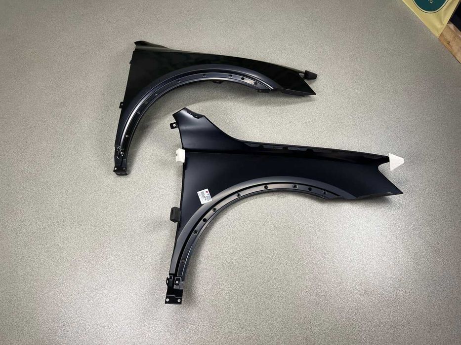 Крило AUDI Q3 ( 8U ) 8U0821105 / 8U0821106