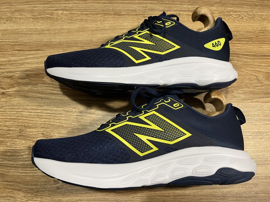 кросівки New Balance 460 V4 Нові в коробці.  Розмір 43(27,5 см.) Ціна 2890 грн.