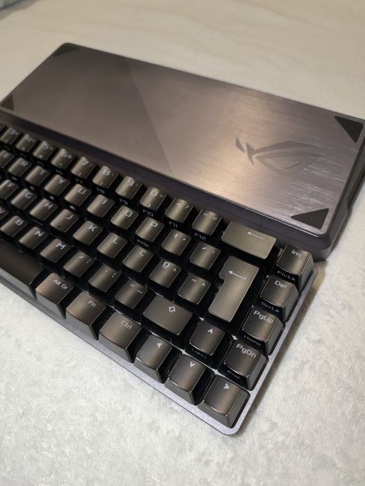Teclado ROG falchion wireless
