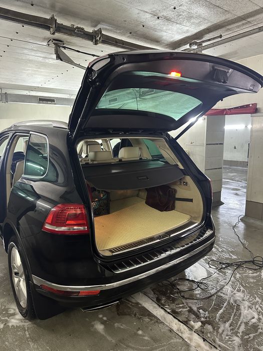 Продам  власний автомобіль WV Touareg
