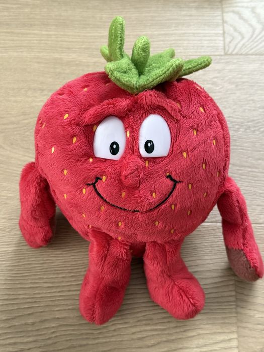 Truskawka maskotka przytulanka pluszak