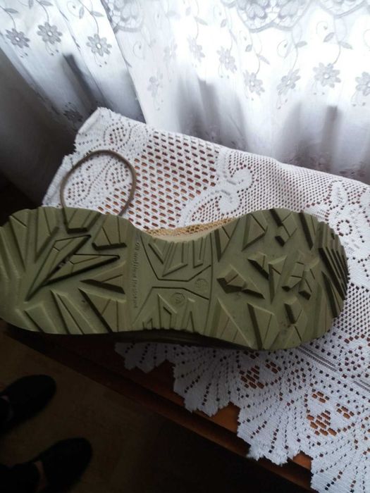 Берці, берци 43 розмір.