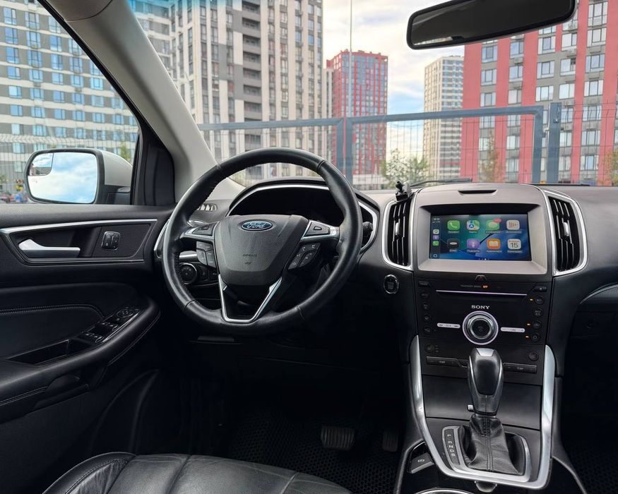 Ford Edge Titanium