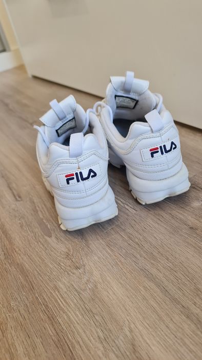 Tenis FILA brancos