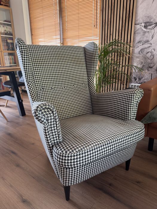 Fotel Ikea Strandmon pepitka