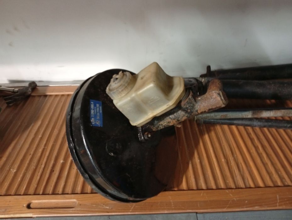 BMW E30 todo tipo de material