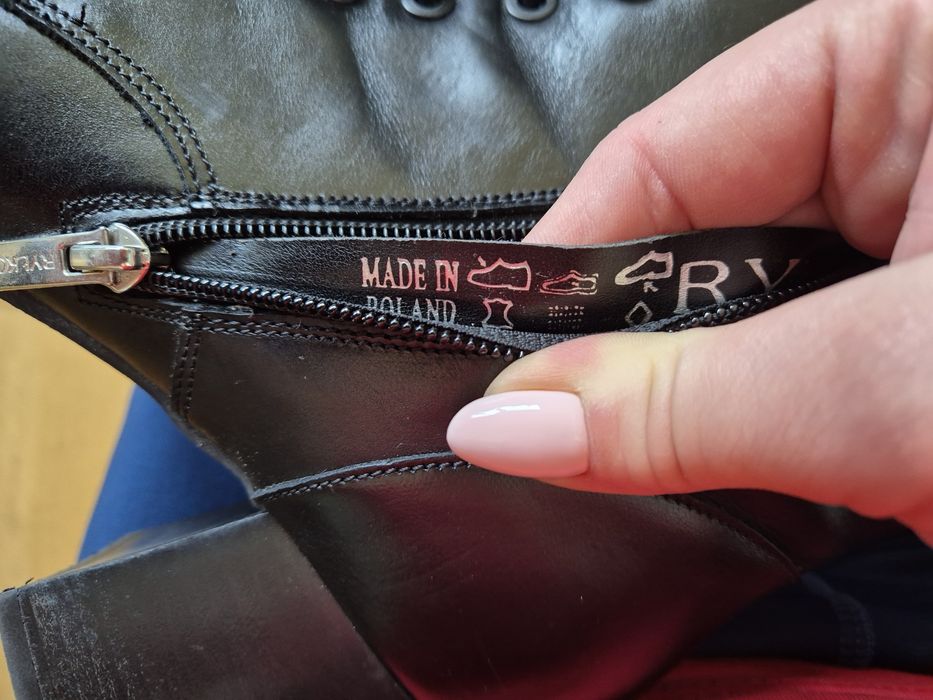 Botki czarne na korkU RYŁKO