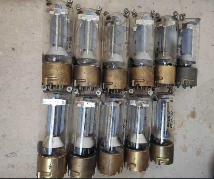 Радиолампа RL12P35 Telefunken