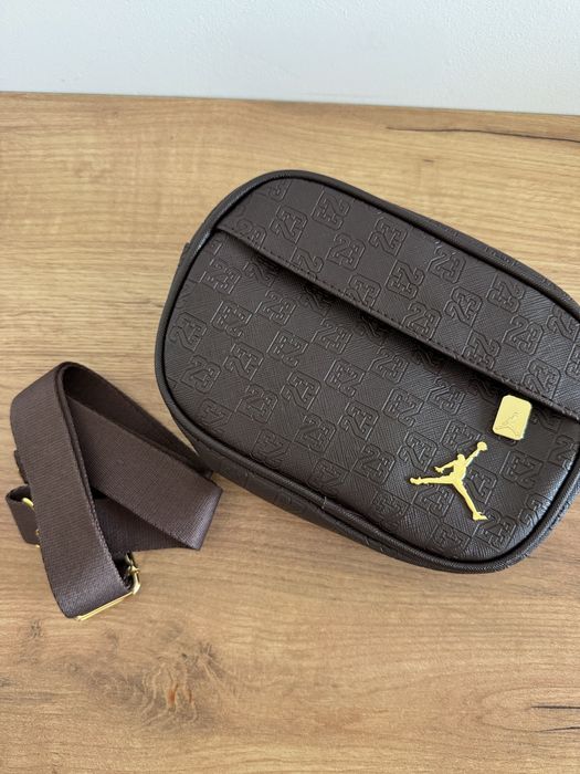 Torebka Jordan Shoulder bag monogram