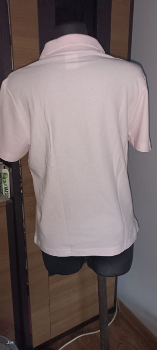 Koszulka damska typu polo.