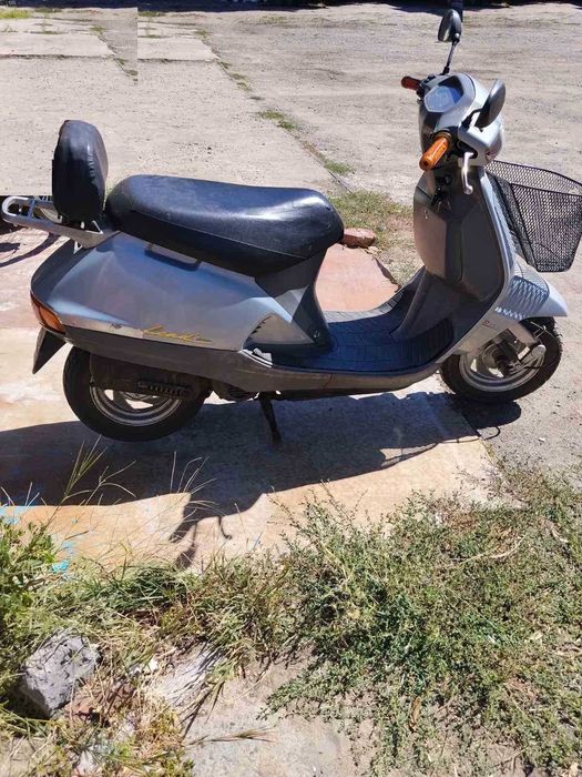 продаю скутер Honda Lead AF20