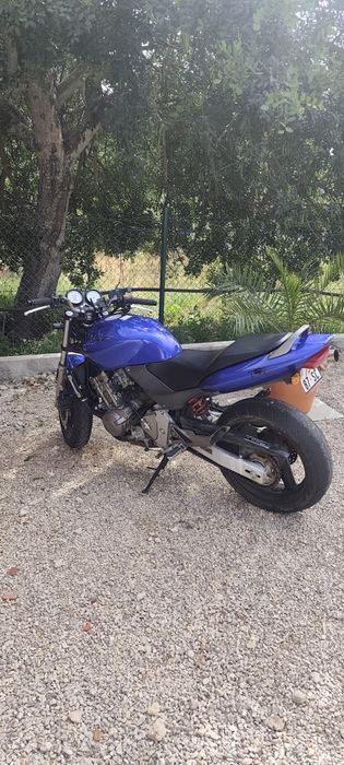 Hornet 600 2001 com apenas 9000km