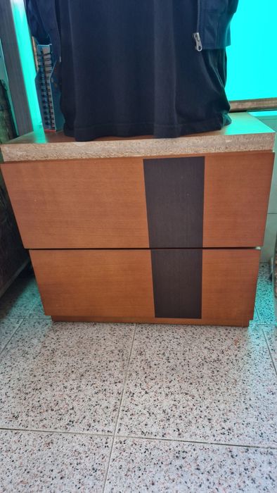 Mesinha de cabeceira