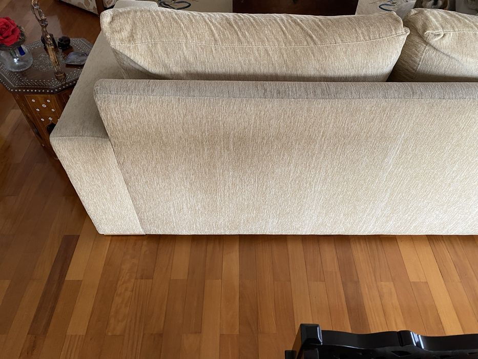 Sofa de 3/4 lugares como novo, cor beje