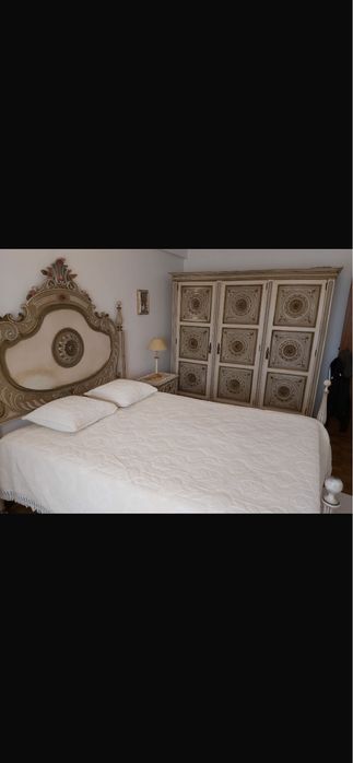 mobilia rustica (cama,cabeceiras e roupeiro)