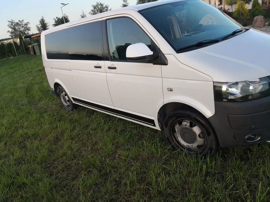 Volkswagen Transporter VW t5. 1 w dobrym stanie