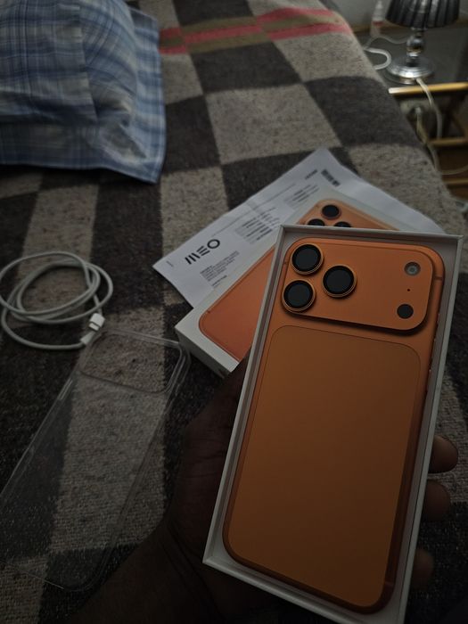 Iphone 17 pro max estado novo 1 mes de uso 256Gb dual sim