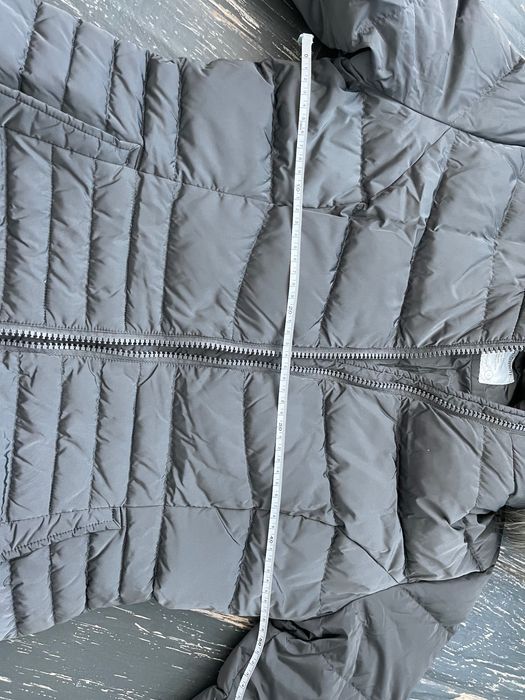 Пуховик Bomboogie Италия р М с капюшоном нат. пух. Цена снижена.