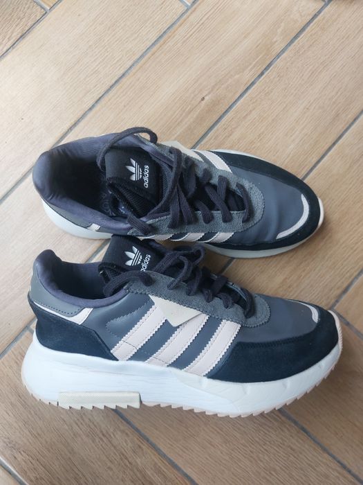 Adidas 39 .5 Snekarsy Jesień Wyprzedaż