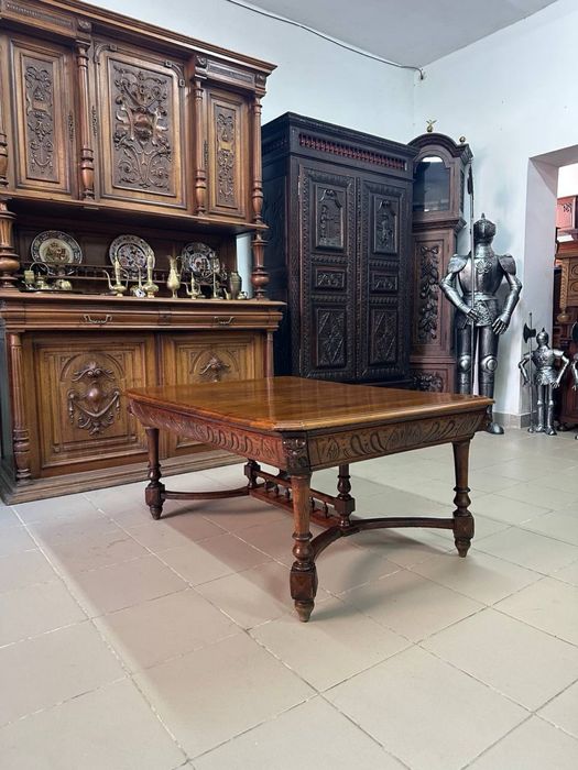 Антакварний різьблений журнальний стіл горіх 3962