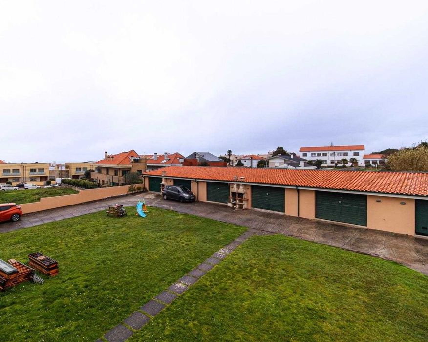 T3+1 com Garagem Box | 153 m² | 1 km da Praia | São Félix da Marinha