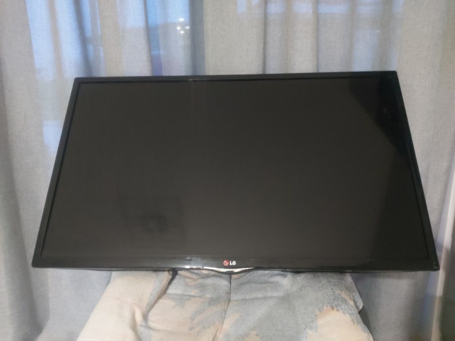 Продам б.у телевізор.