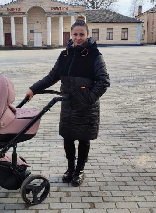 Продам куртку зимову