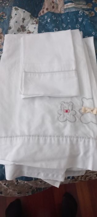 Cama de grades rosa zippy